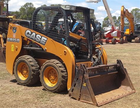 SR150 SKID STEER LOADER 